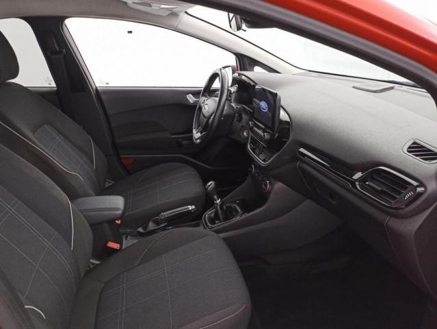 Ford Fiesta image 7