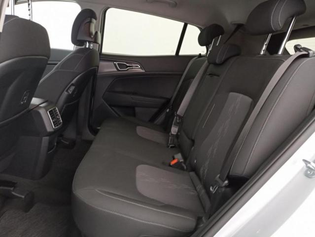 Kia Sportage image 7