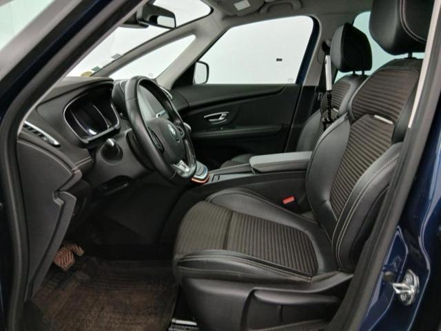 Renault Grand Scénic image 1