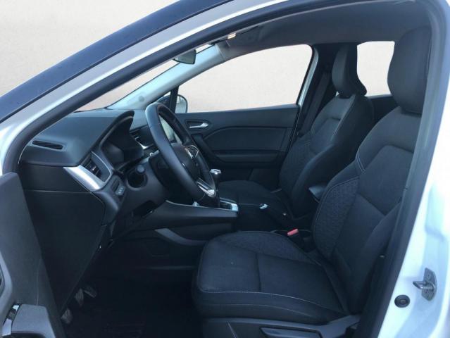 Renault Captur image 9