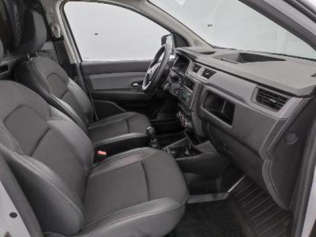 Renault Express Van image 8