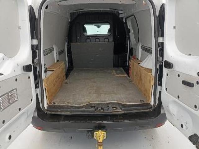 Renault Express Van image 4