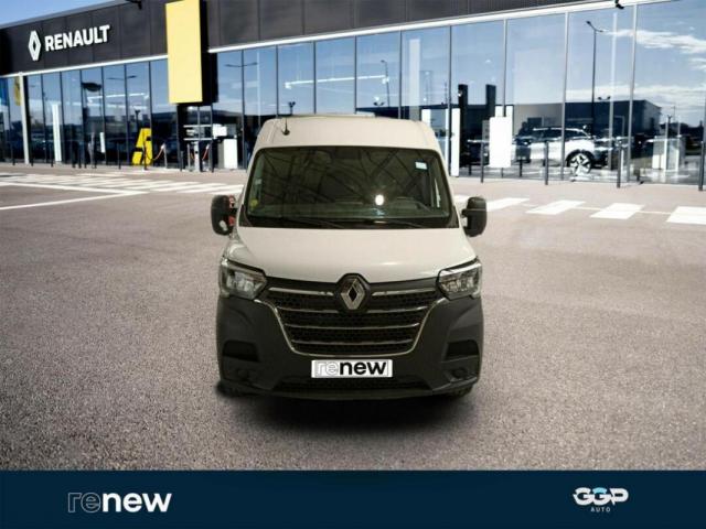 Renault Master image 2