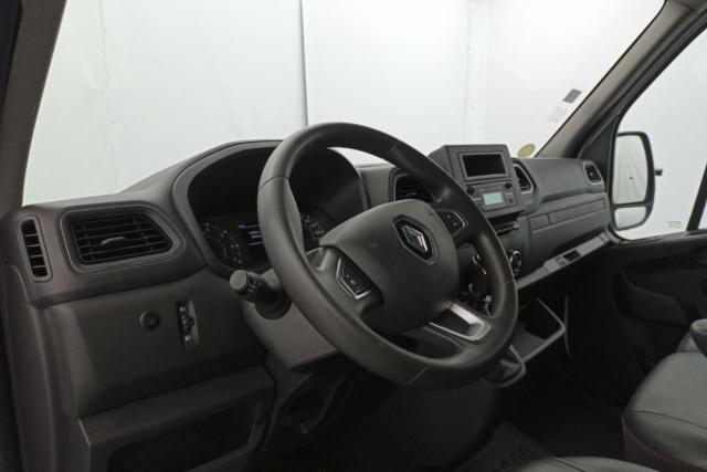 Renault Master image 9