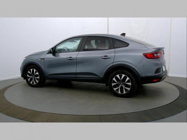 Renault Arkana image 2