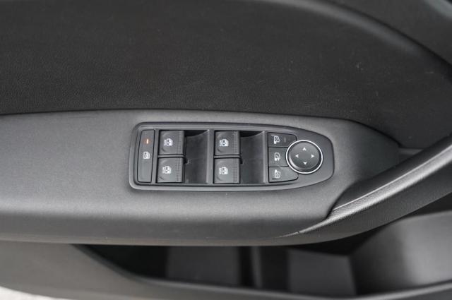 Renault Captur image 8