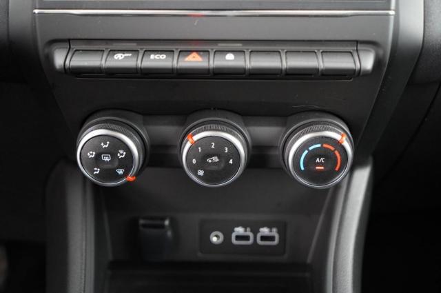 Renault Captur image 6