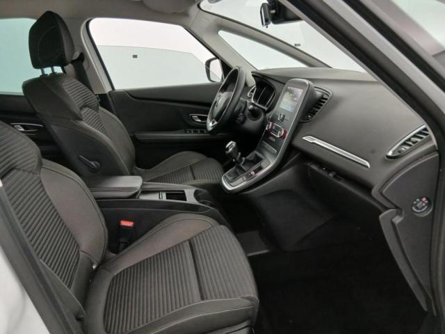 Renault Grand Scénic image 4