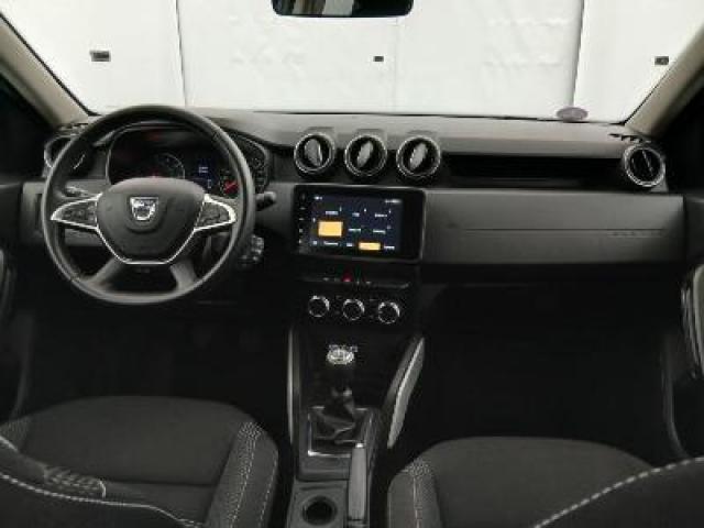 Dacia Duster image 2