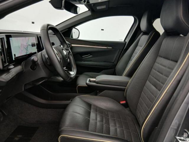 Renault Mégane E-Tech image 7