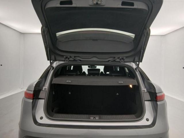 Renault Mégane E-Tech image 9