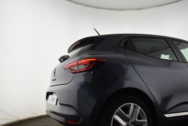 Renault Clio image 8
