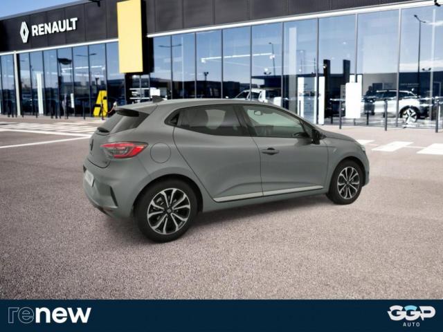 Renault Clio image 9