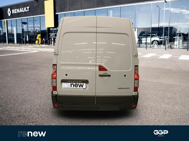 Renault Master image 1