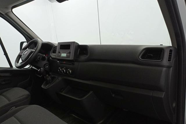Renault Master image 7