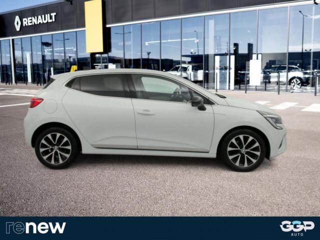 Renault Clio image 9