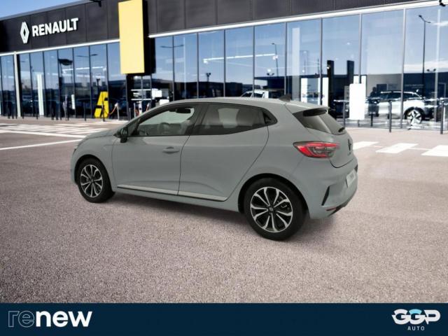 Renault Clio image 1