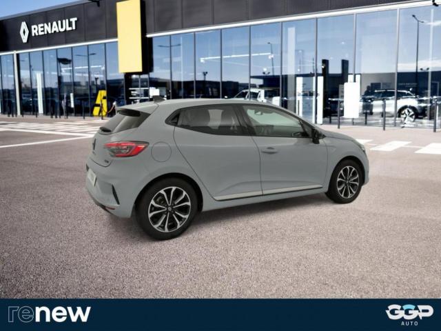 Renault Clio image 8