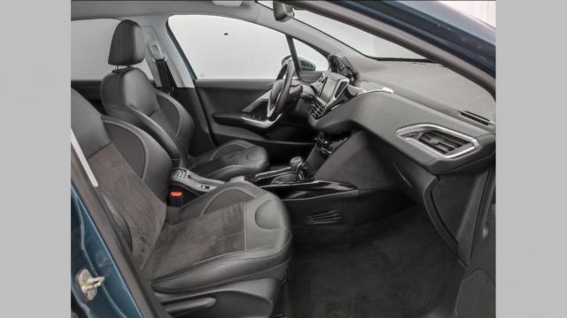 Peugeot 2008 image 4