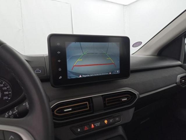 Dacia Sandero image 1