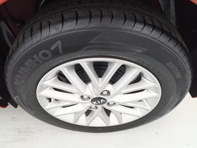 Kia Rio image 2
