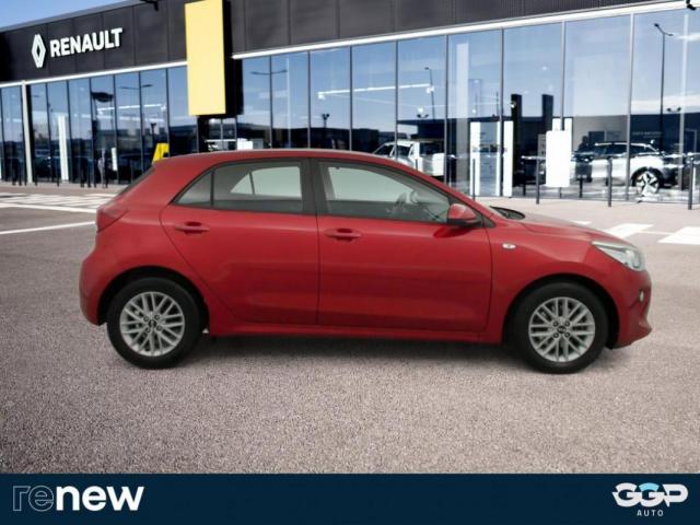 Kia Rio image 7