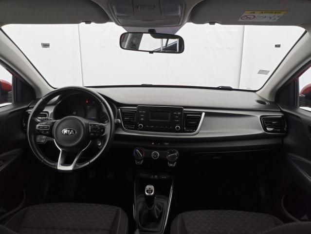 Kia Rio image 1