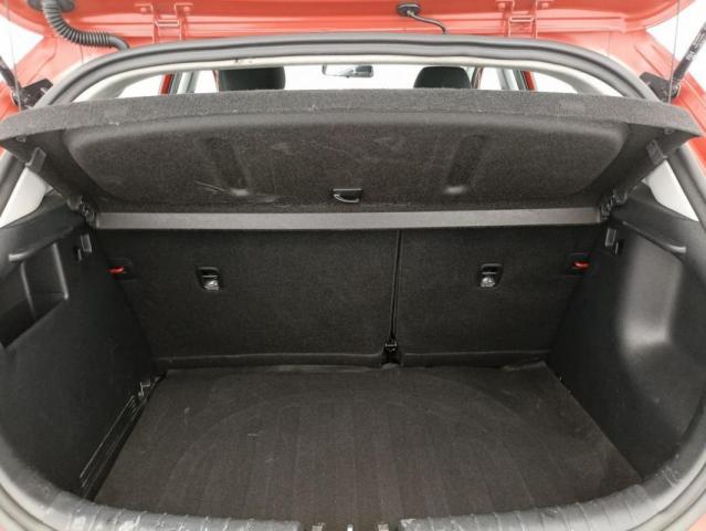 Kia Rio image 5
