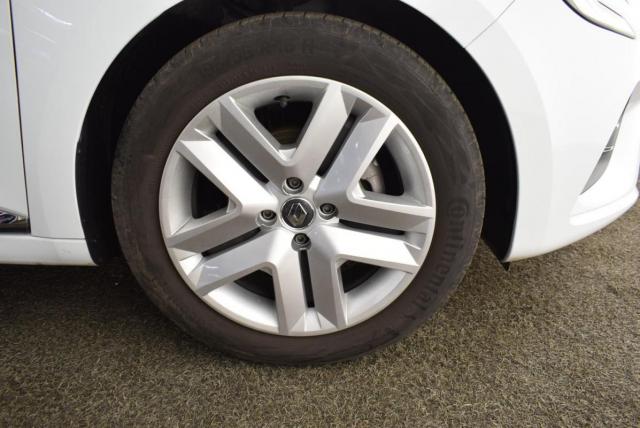 Renault Clio image 6