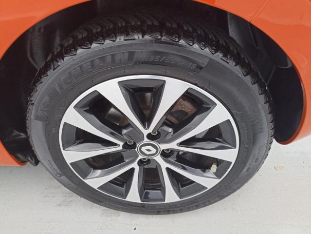 Renault Clio image 8