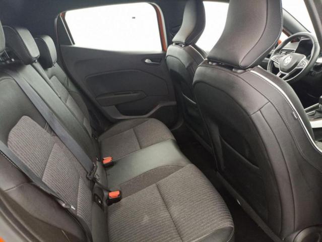 Renault Clio image 9