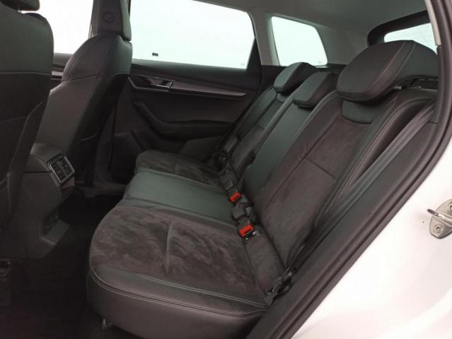 Skoda Karoq image 6