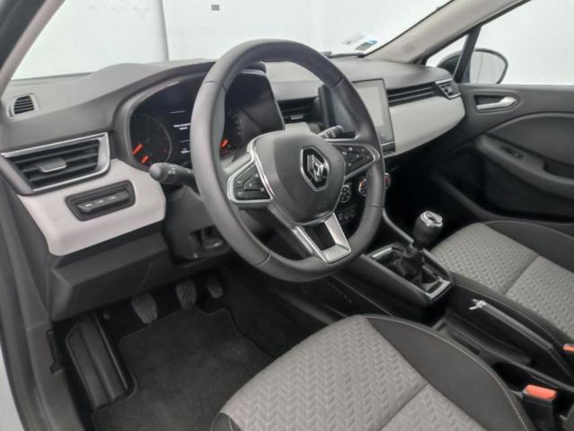Renault Clio image 8