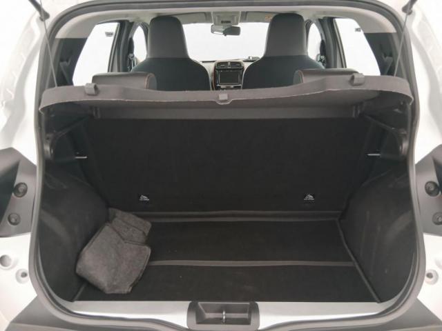 Dacia Spring image 2