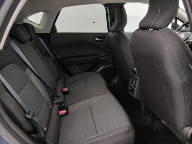 Renault Captur image 2