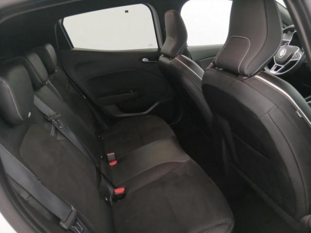 Renault Clio image 8