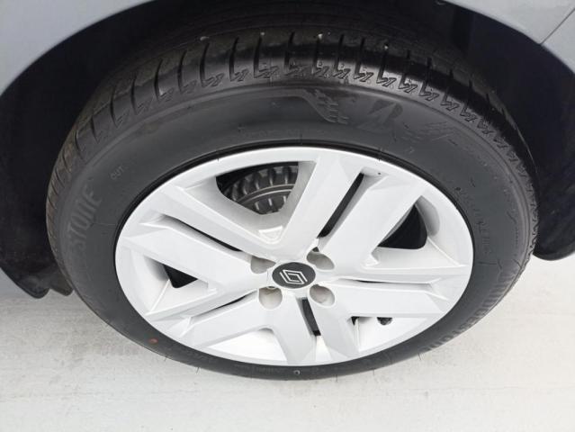 Renault Clio image 9