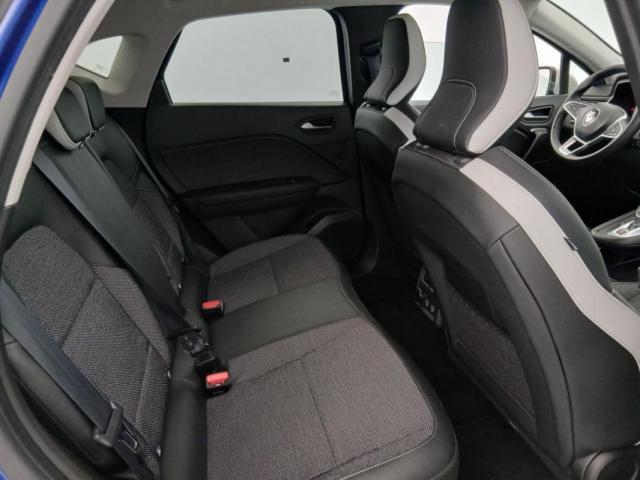 Renault Captur image 3