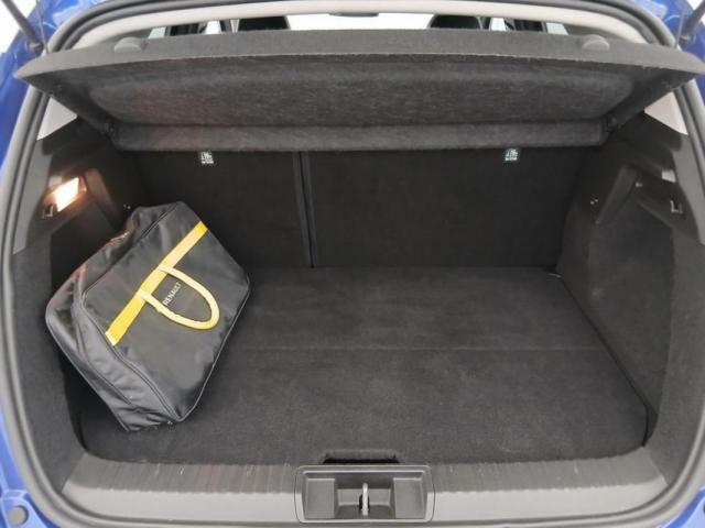 Renault Captur image 1