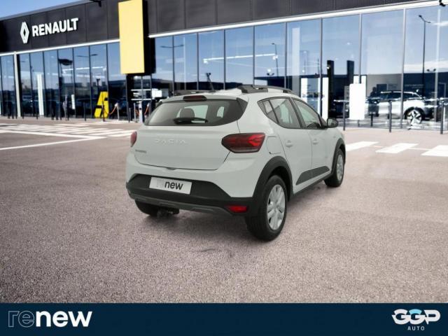 Dacia Sandero image 1