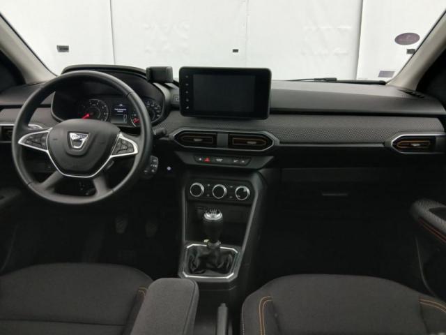 Dacia Sandero image 1