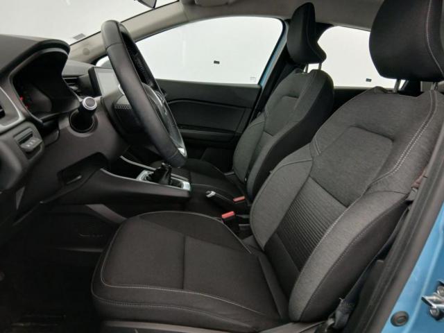 Renault Captur image 6