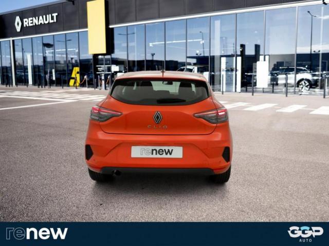 Renault Clio image 2