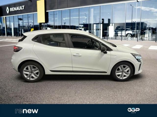 Renault Clio image 9