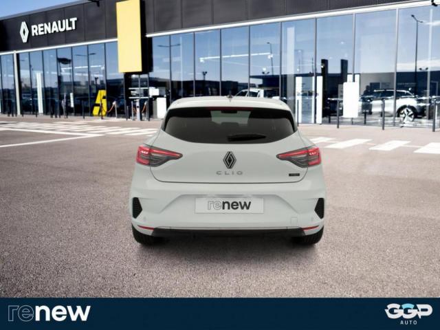 Renault Clio image 9