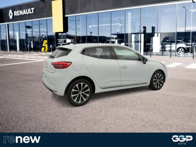 Renault Clio image 9