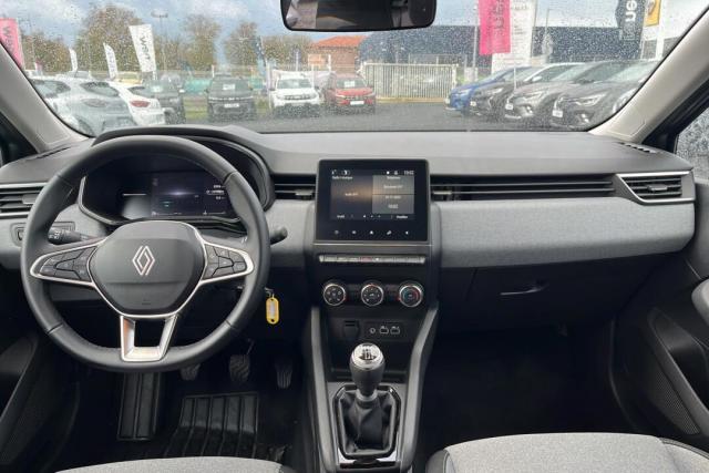 Renault Clio image 2