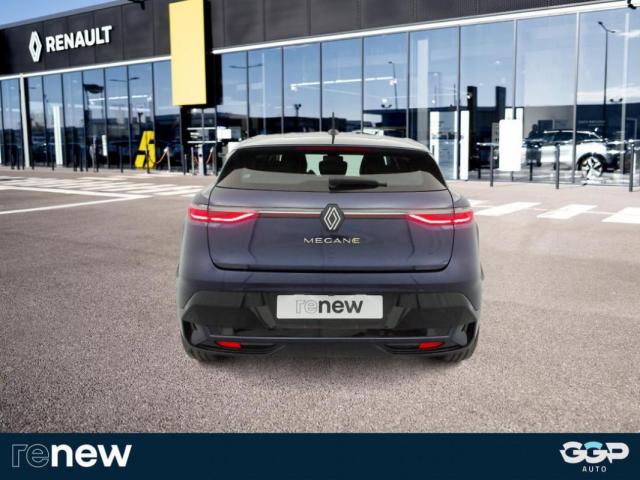 Renault Mégane E-Tech image 9