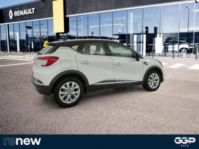 Renault Captur image 1