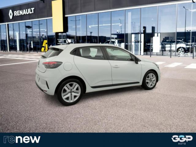 Renault Clio image 2